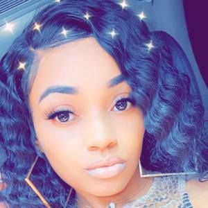 Meet your Posher, Kiara